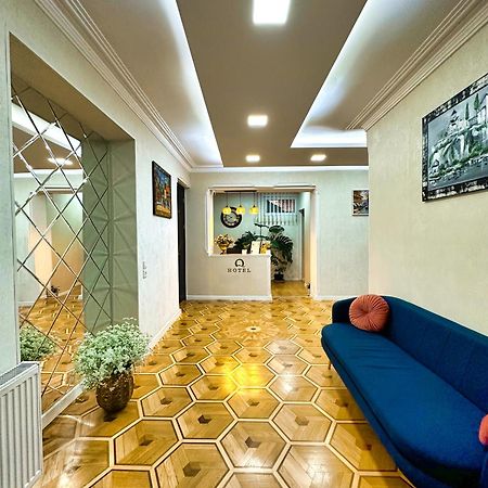 Metekhi View Hotel Tbilisi Exterior photo