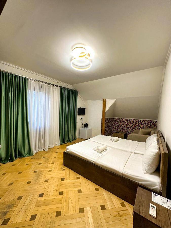 Metekhi View Hotel Tbilisi Exterior photo