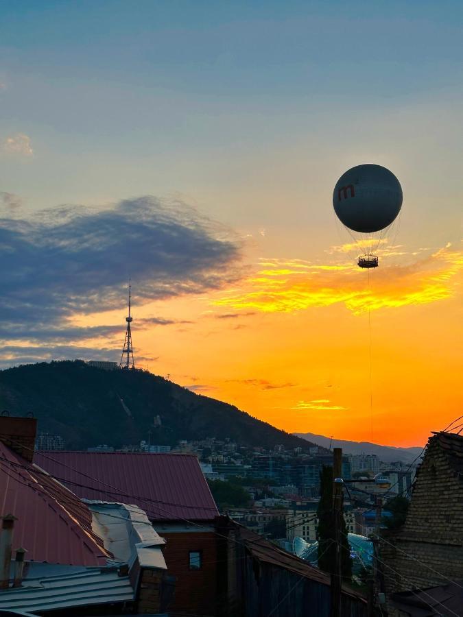 Metekhi View Hotel Tbilisi Exterior photo
